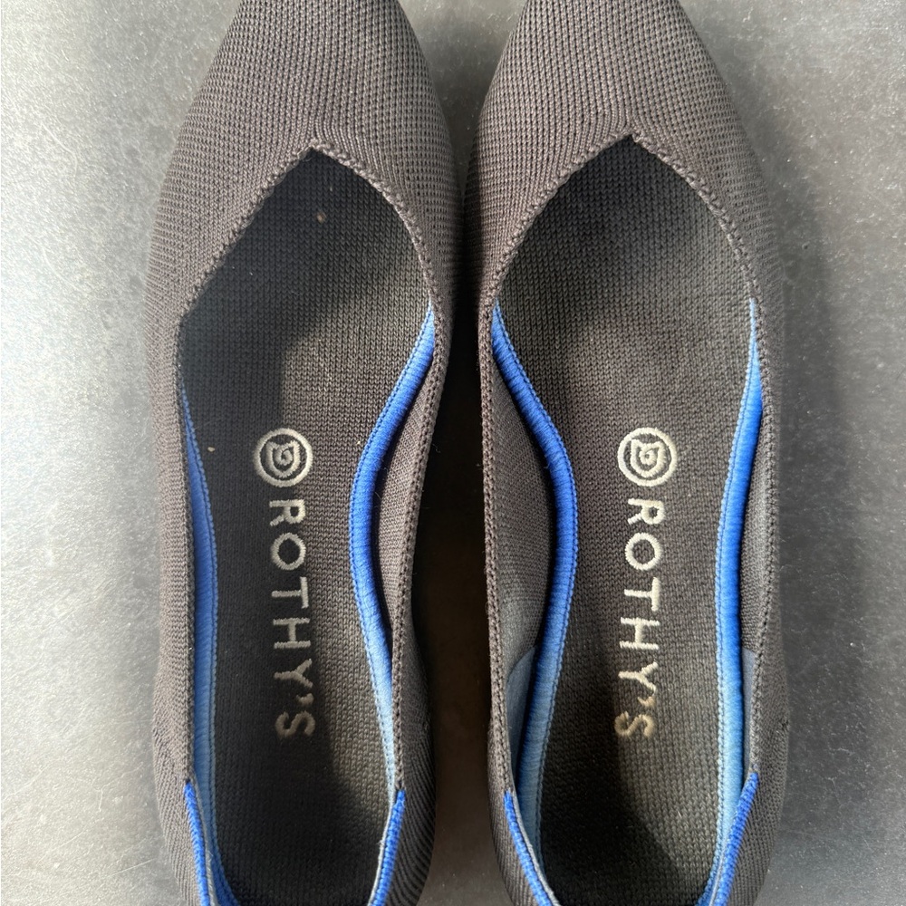 Rothy's black points Flats 8.5
